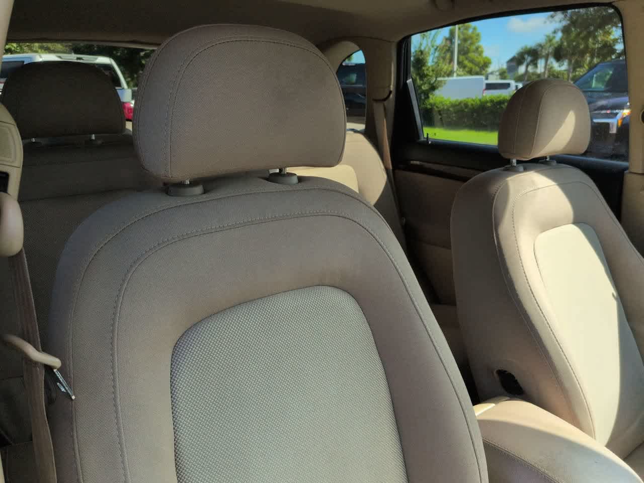 Used 2009 Saturn Vue Green Line FWD image 7