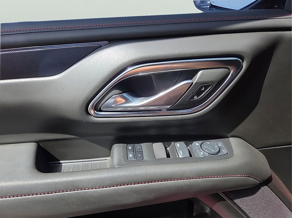 Used 2024 Chevrolet Suburban RST w/ Sport Performance Package image 17