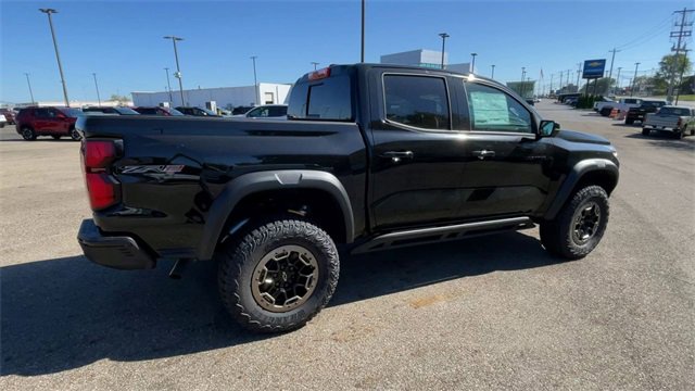 New 2025 Chevrolet Colorado ZR2 w/ Technology Package image 2