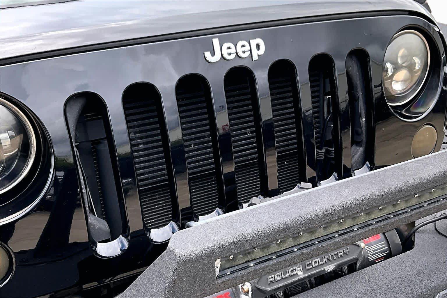 Used 2014 Jeep Wrangler Unlimited Sport AWD/4WD image 29