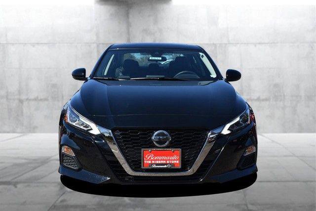 Used 2020 Nissan Altima 2.5 SR w/ Premium Package FWD image 4