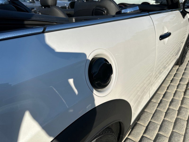 Used 2023 MINI Cooper S image 23