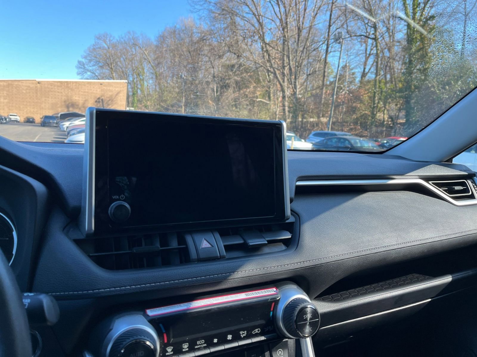 Used 2024 Toyota RAV4 XLE w/ Weather Package image 17