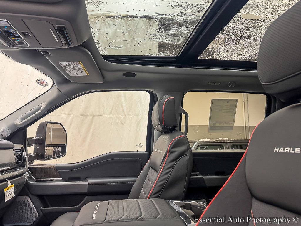 New 2026 Ford F250 Lariat w/ Black Appearance Package image 11