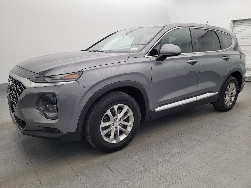 Used 2019 Hyundai Santa Fe SE FWD image 2