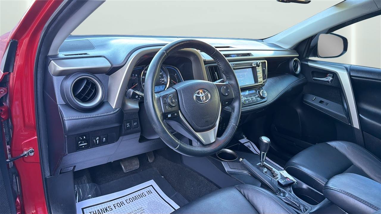 Used 2015 Toyota RAV4 Limited AWD/4WD image 17