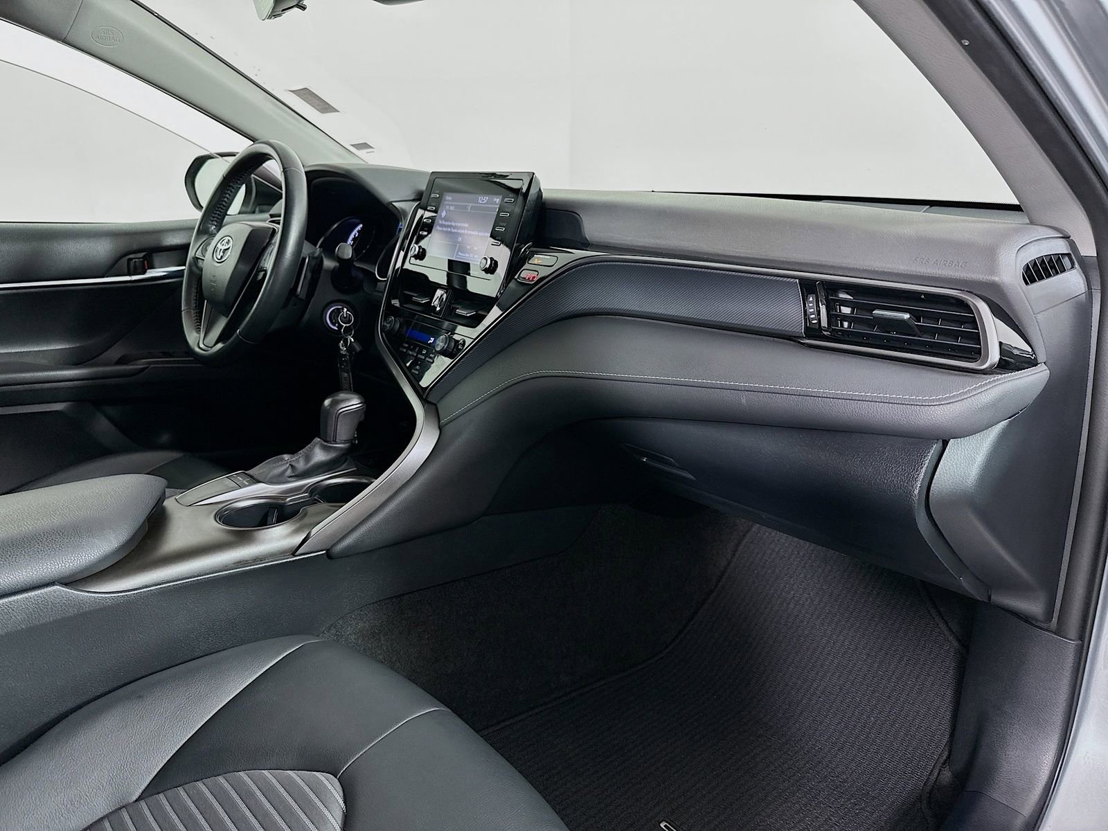 Used 2023 Toyota Camry SE image 28