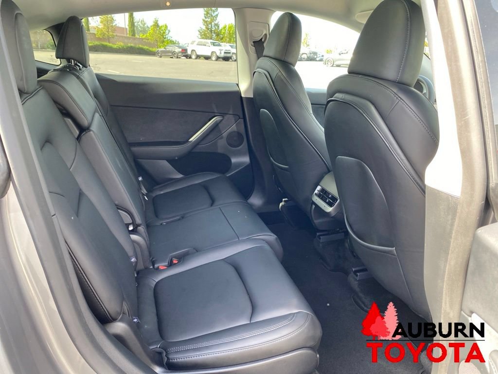 Used 2025 Tesla Model Y Long Range AWD/4WD image 20
