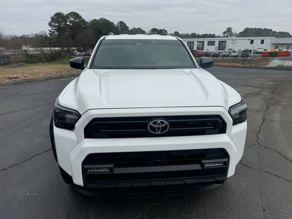 Used 2025 Toyota 4Runner SR5 AWD/4WD image 11