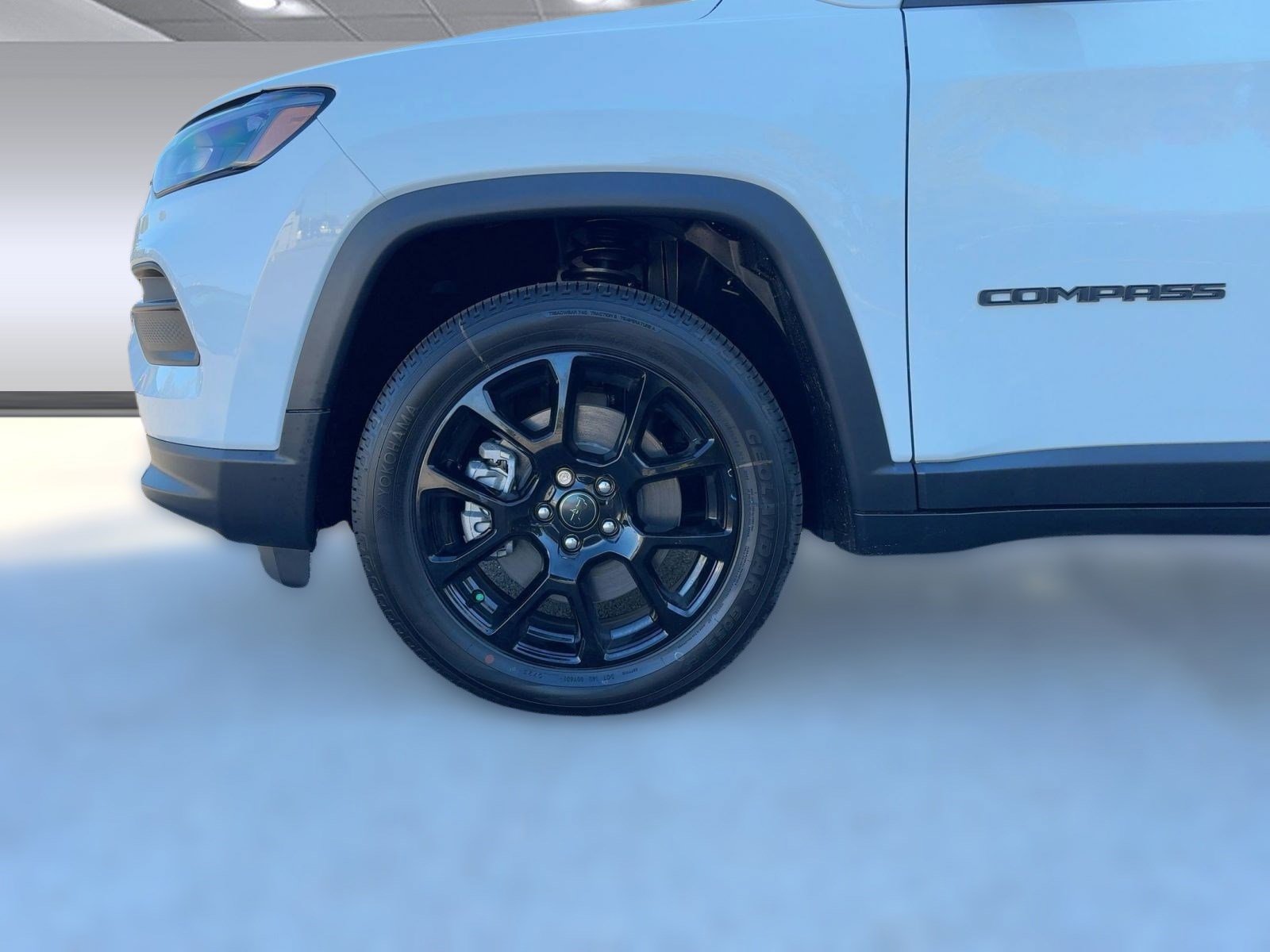 New 2026 Jeep Compass Latitude image 11