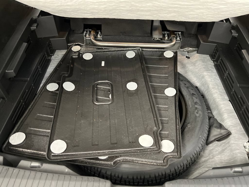 Used 2026 Nissan Rogue SL FWD image 39