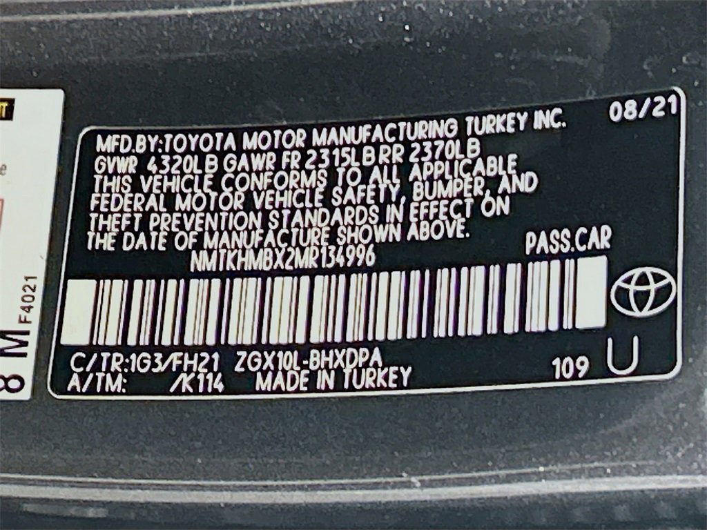 Used 2021 Toyota C-HR LE image 27