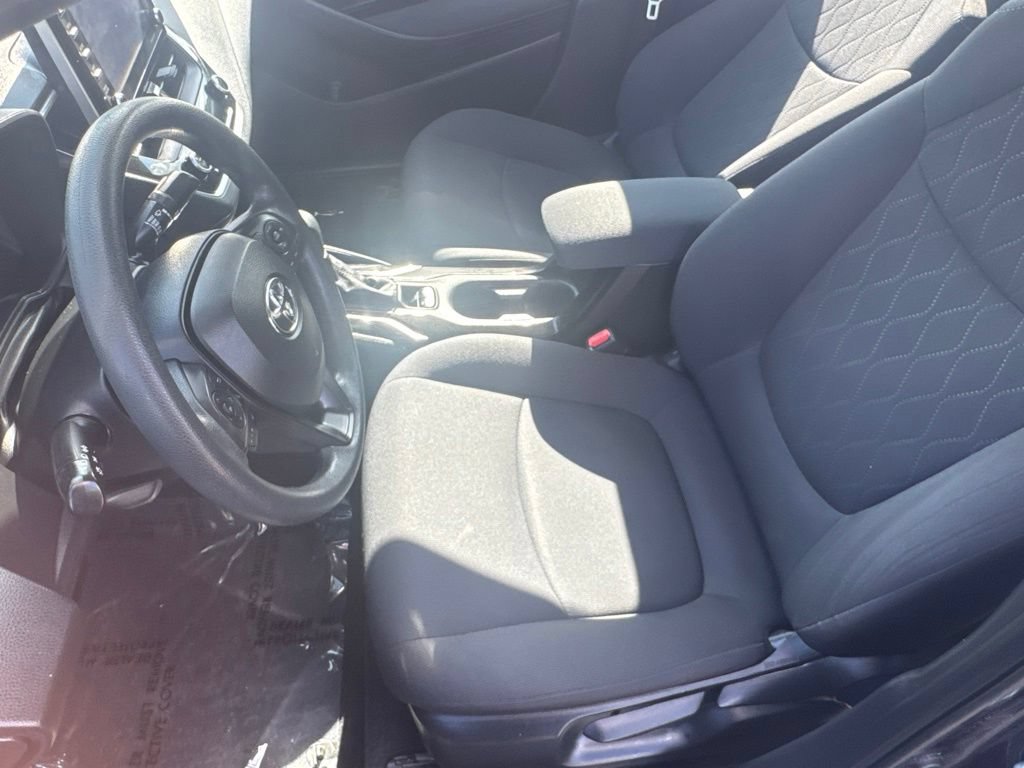 Used 2021 Toyota Corolla LE FWD image 22