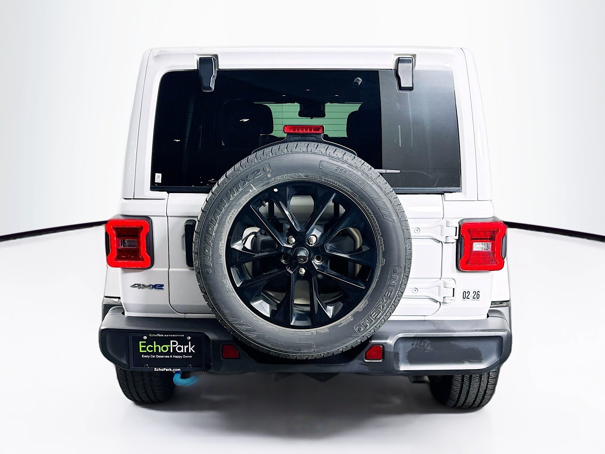 Used 2024 Jeep Wrangler Unlimited Sahara AWD/4WD image 7
