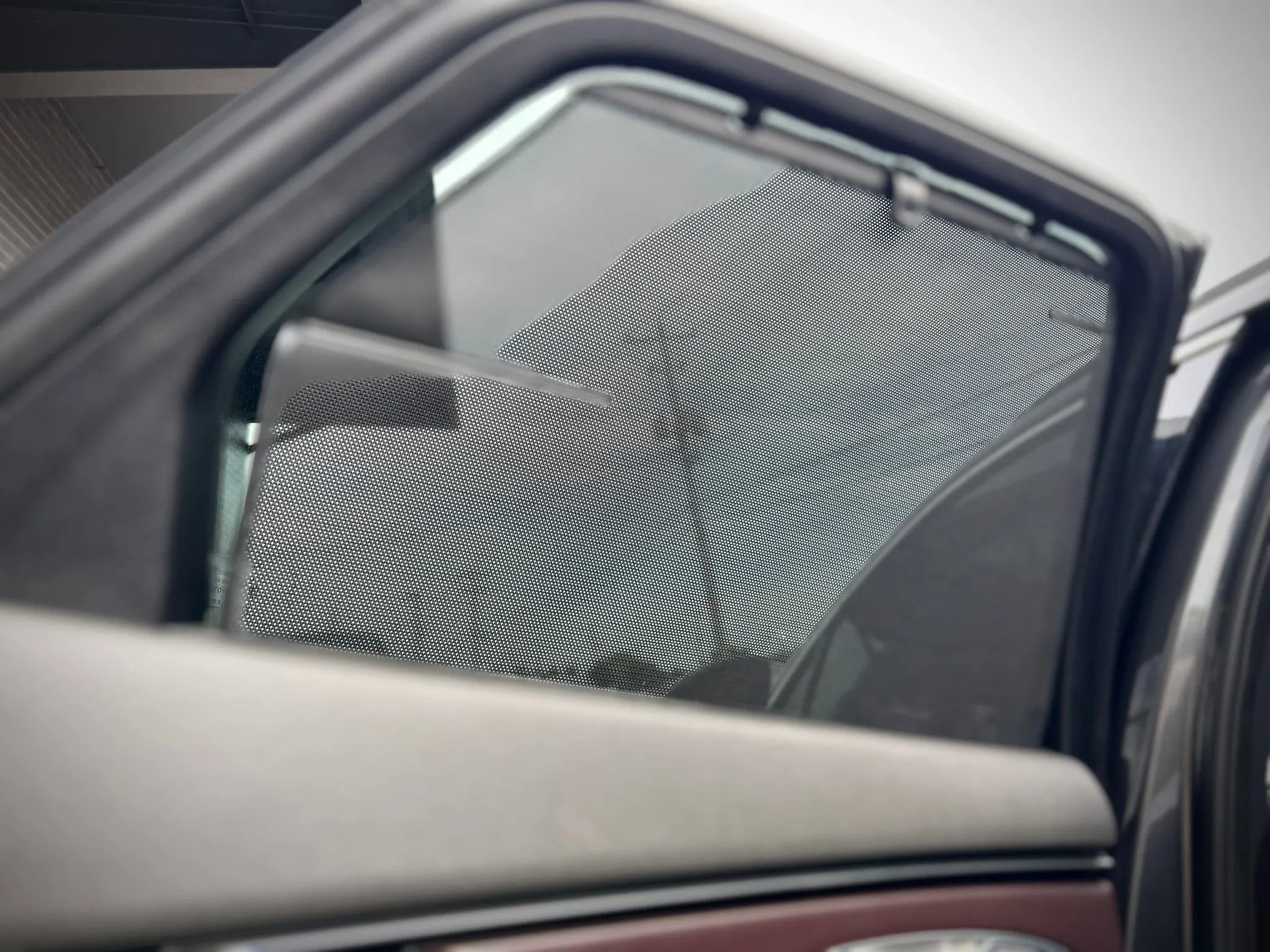 Used 2022 Genesis GV70 2.5T w/ Advanced Package image 34