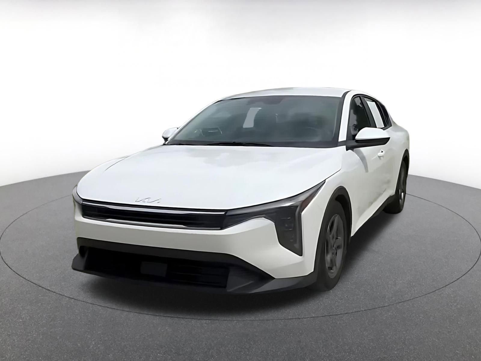 Used 2025 Kia K4 FWD image 8