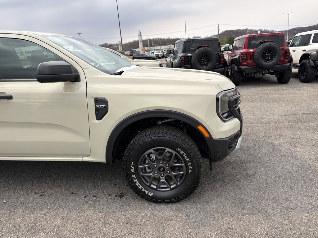 New 2026 Ford Ranger XLT w/ FX4 Off-Road Package AWD/4WD image 4
