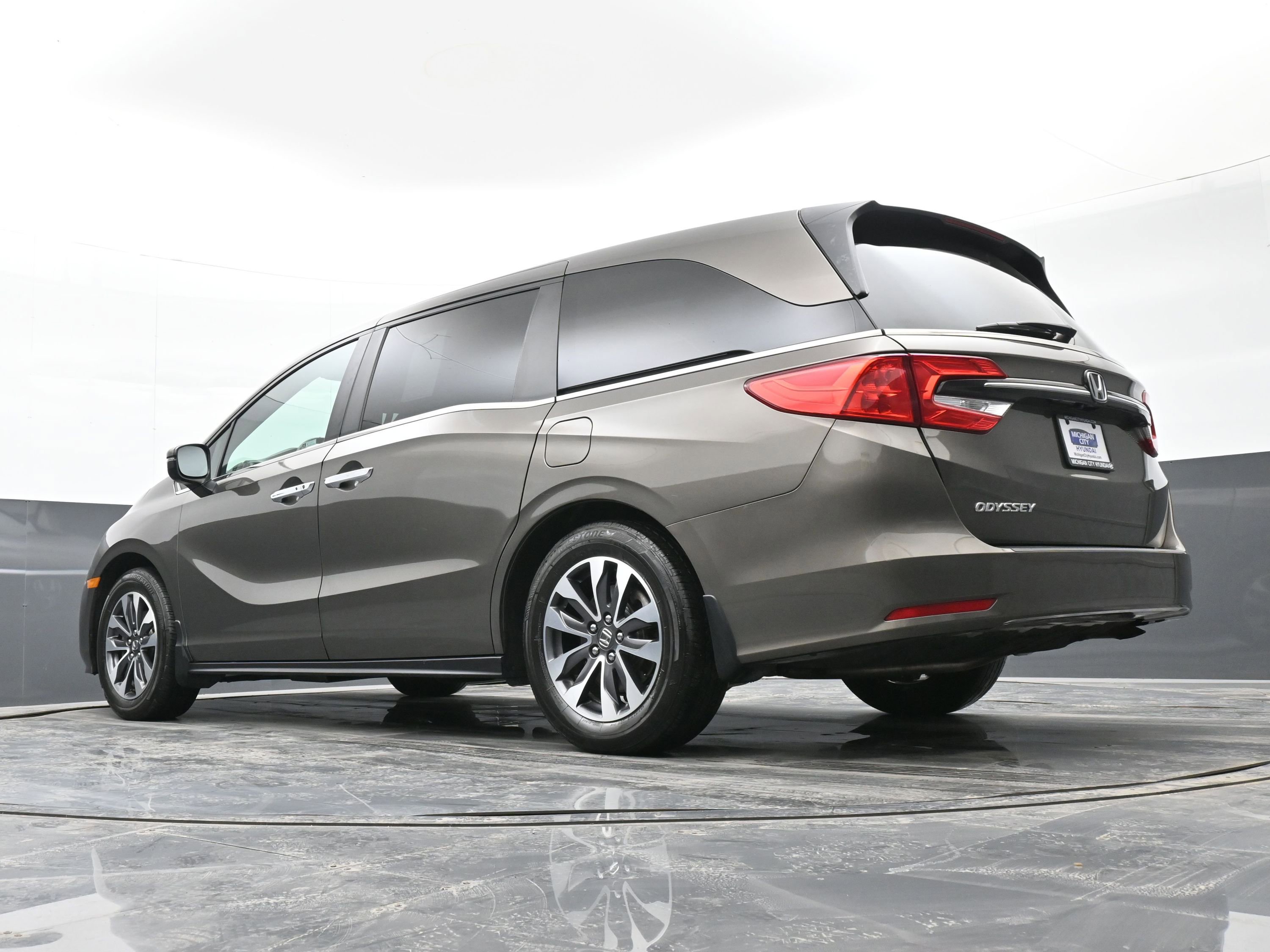 Used 2023 Honda Odyssey EX-L image 43