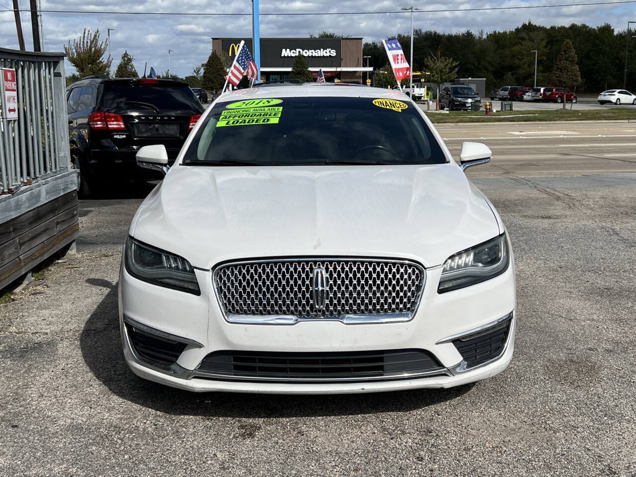Used 2018 Lincoln MKZ Select w/ Select Plus Package FWD image 3
