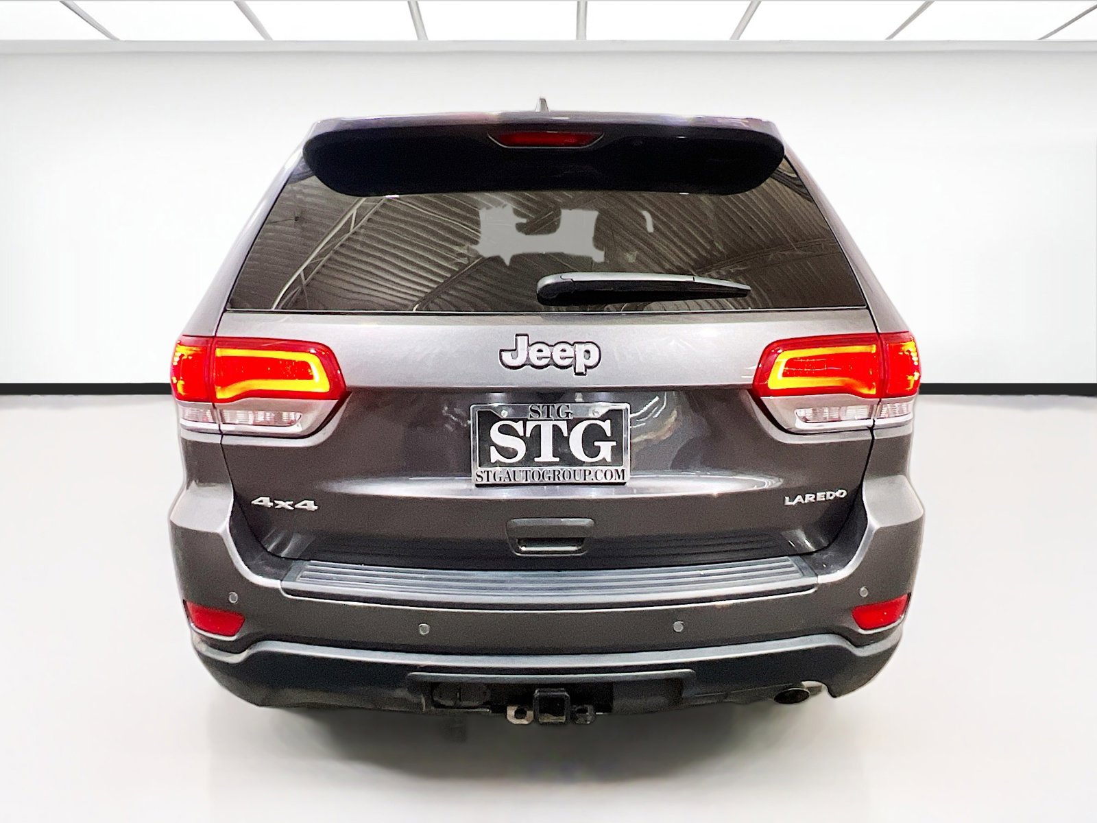 Used 2021 Jeep Grand Cherokee Laredo w/ Security & Convenience Group AWD/4WD image 5