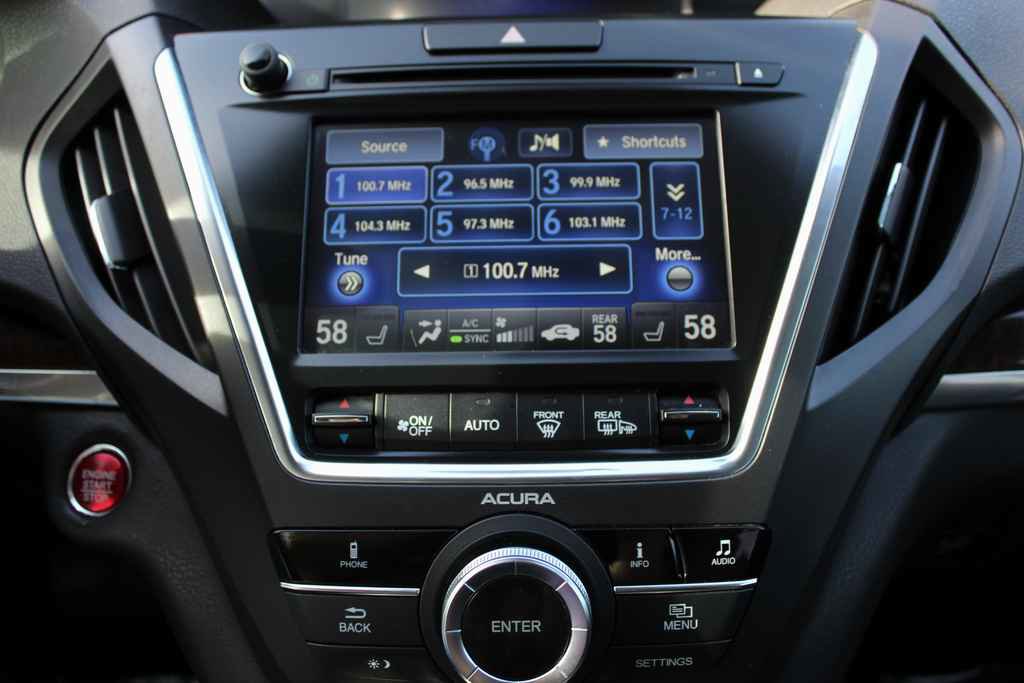 Used 2017 Acura MDX FWD image 22