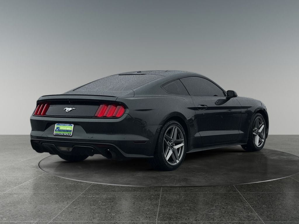 Used 2016 Ford Mustang Premium RWD image 9
