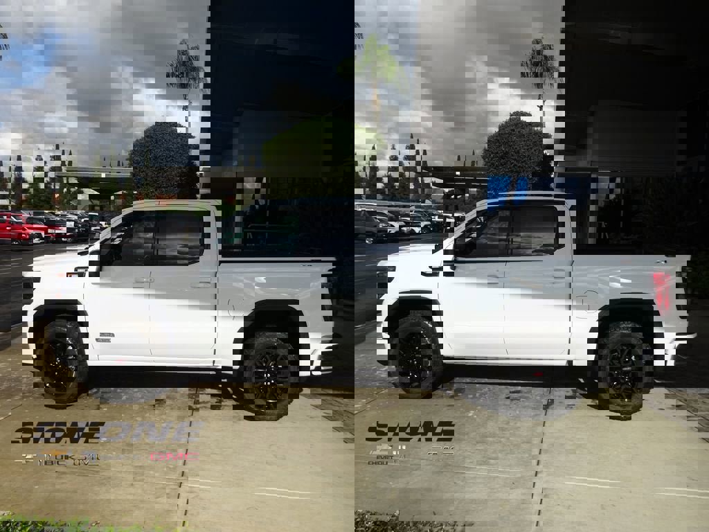 New 2026 GMC Sierra 1500 Elevation image 5