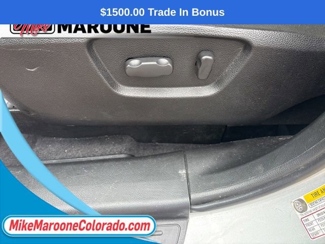 Used 2012 Chevrolet Captiva Sport LTZ image 12