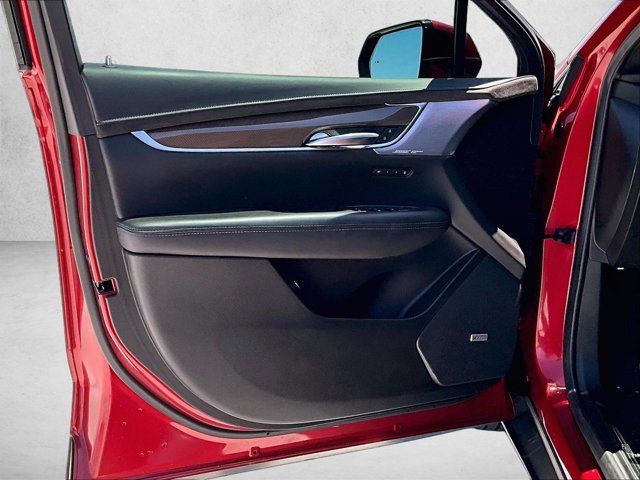 Used 2024 Cadillac XT5 Sportv w/ Platinum Package image 18