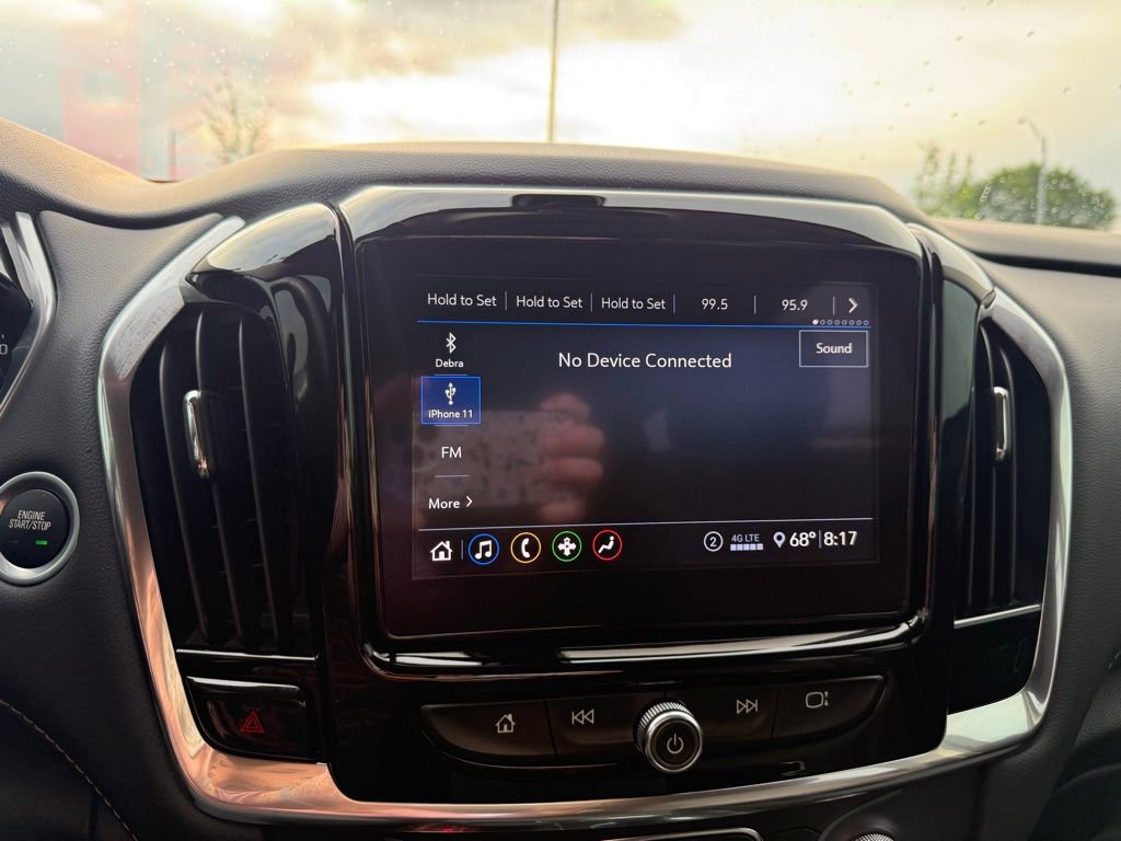 Used 2021 Chevrolet Traverse LT FWD image 15