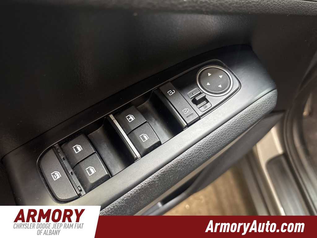 Used 2023 Kia Soul LX w/ LX Technology Package image 8