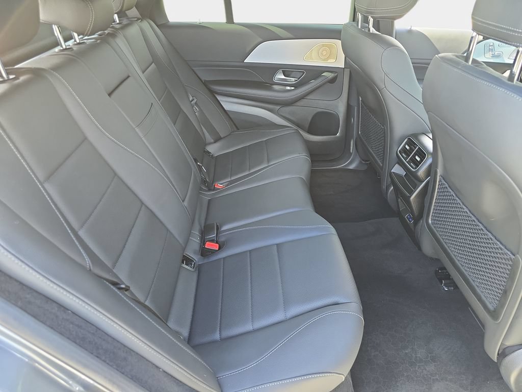Used 2025 Mercedes-Benz GLE 450e 4MATIC image 13