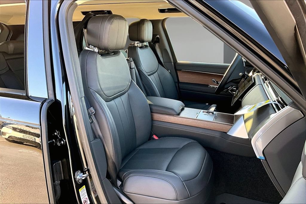 New 2026 Land Rover Range Rover SE AWD/4WD image 11