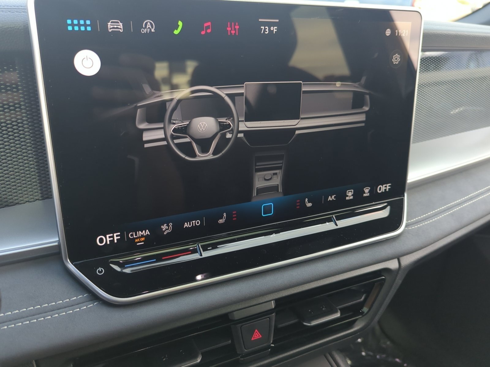 New 2026 Volkswagen Tiguan SE R-Line FWD image 12