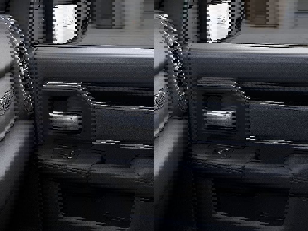 New 2025 RAM 2500 Big Horn AWD/4WD image 25