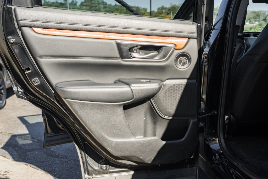 Used 2022 Honda CR-V Touring image 29