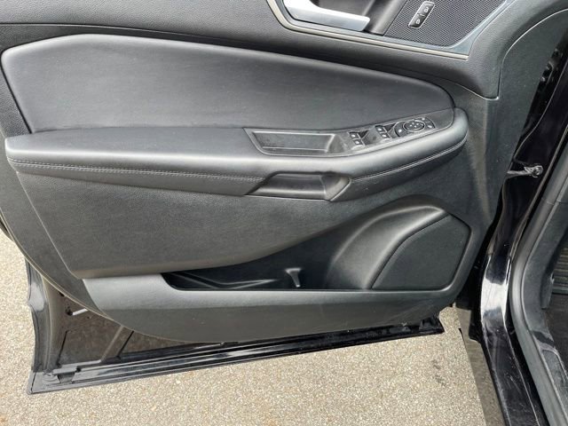 Used 2024 Ford Edge SEL w/ Convenience Package image 10