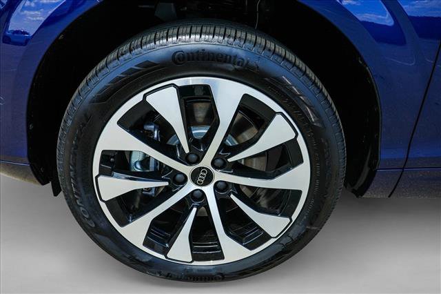 New 2026 Audi Q3 quattro 2.0T AWD/4WD image 9