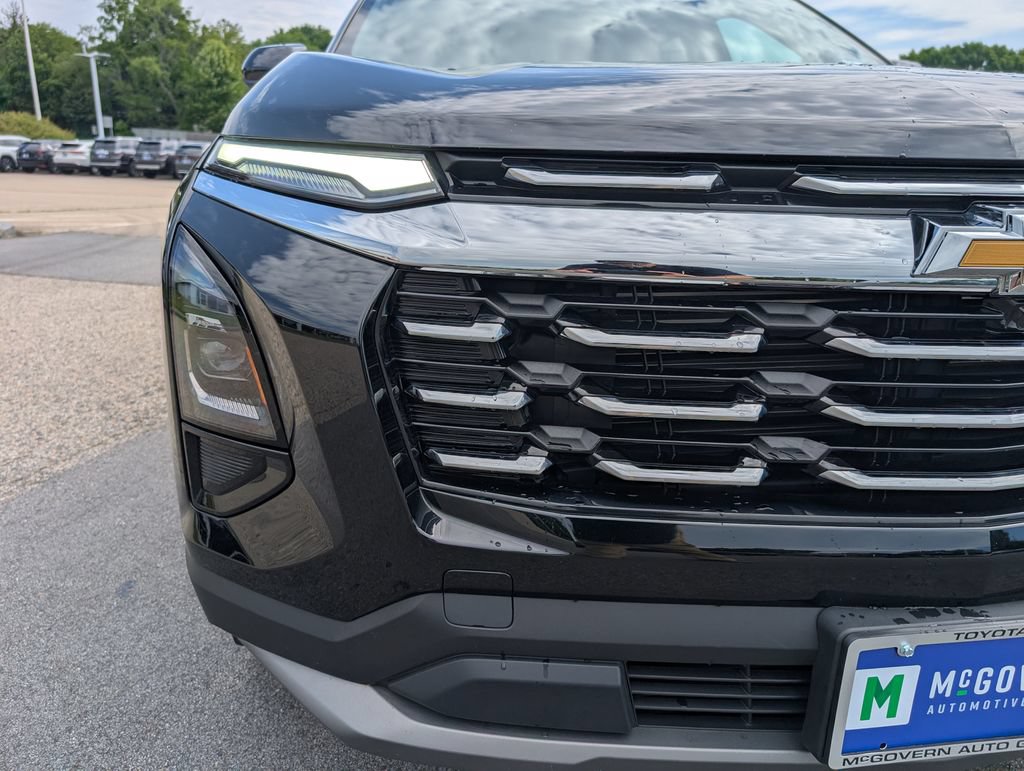Used 2026 Chevrolet Equinox LT w/ LPO, Floor Liner Package AWD/4WD image 10