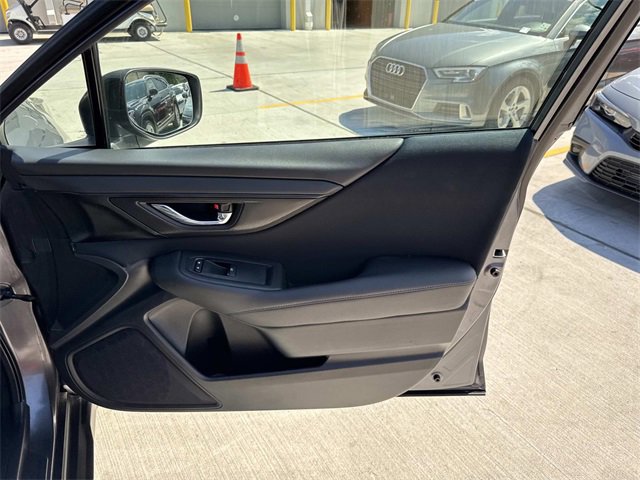 Used 2022 Subaru Outback Premium image 13