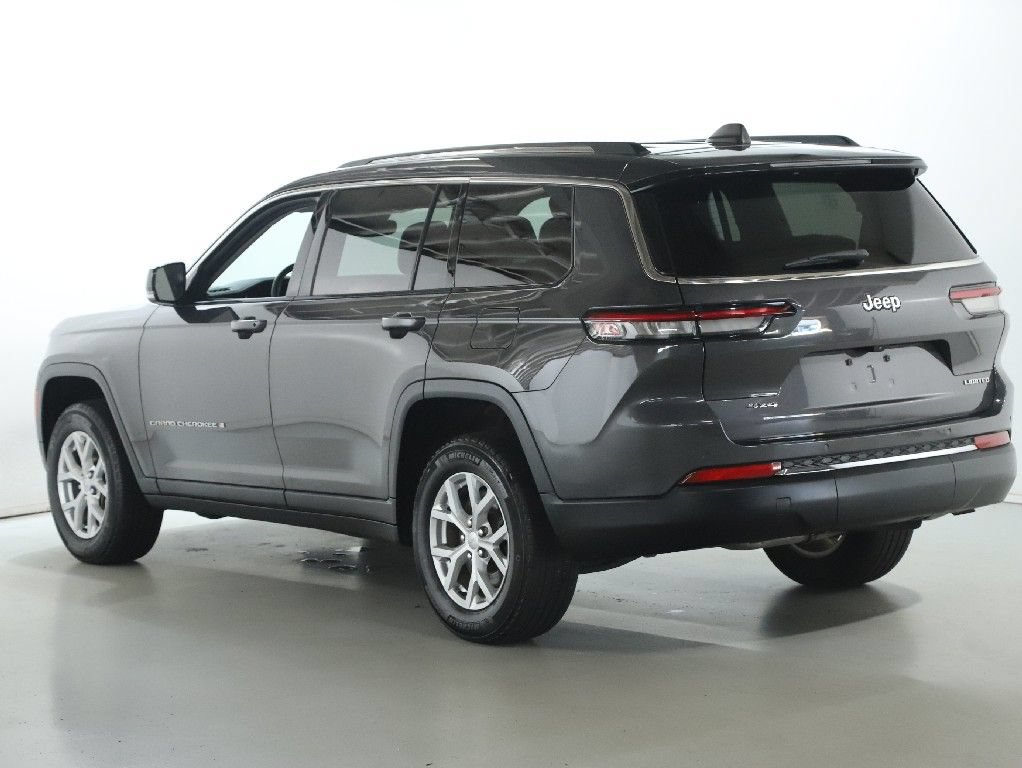 Used 2023 Jeep Grand Cherokee L Limited AWD/4WD image 41