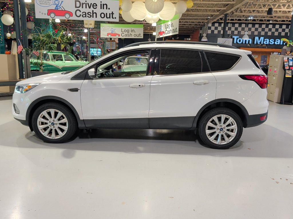Used 2019 Ford Escape SEL AWD/4WD image 17