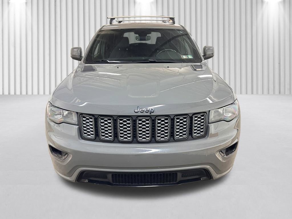 Used 2019 Jeep Grand Cherokee Altitude image 14