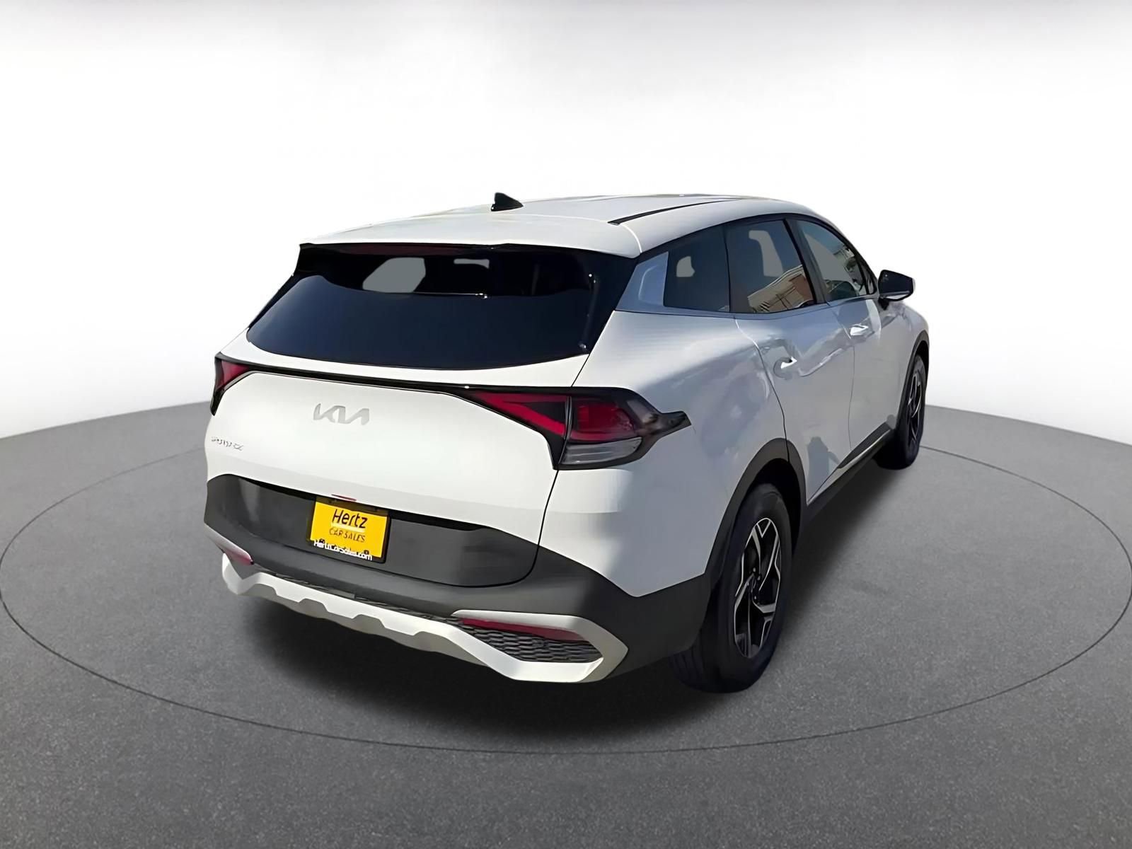 Used 2025 Kia Sportage LX image 14