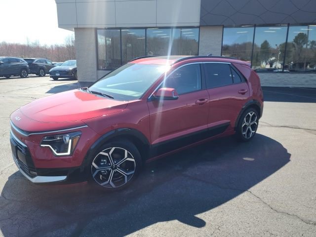 Used 2023 Kia Niro EX Touring FWD image 9