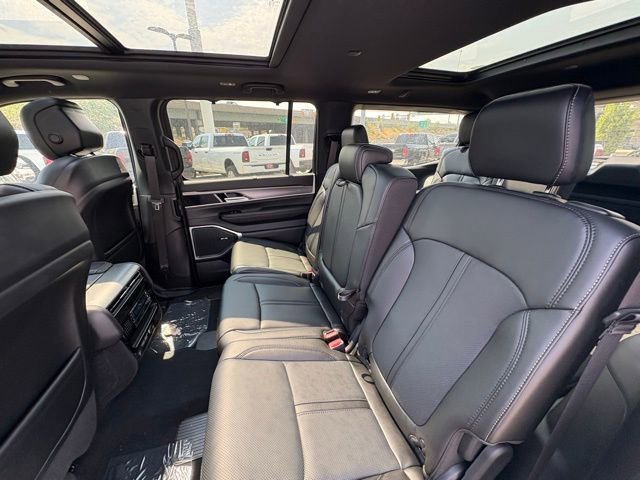 New 2025 Jeep Wagoneer 4WD w/ Convenience Group I image 19