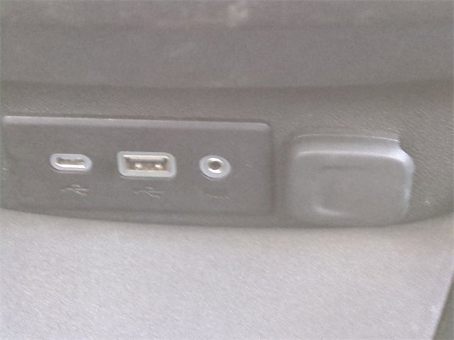 Used 2020 Chevrolet Malibu LS image 25