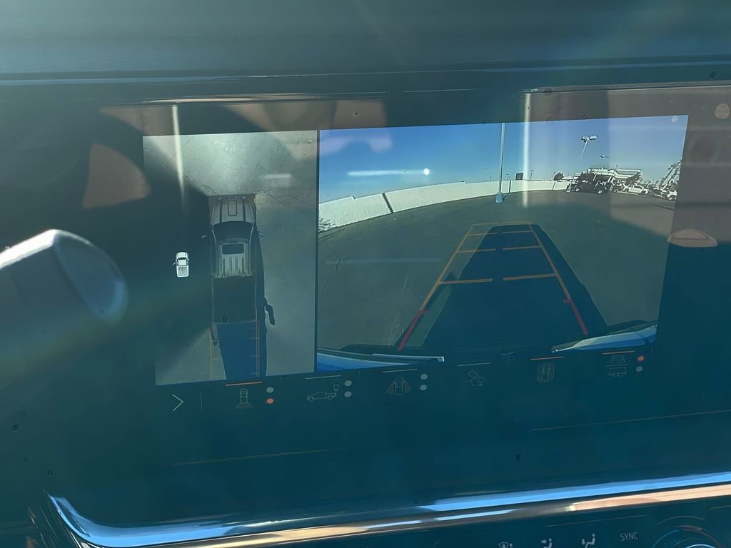 New 2026 GMC Sierra 2500 Denali Ultimate w/ LPO, Black Badging Package image 25