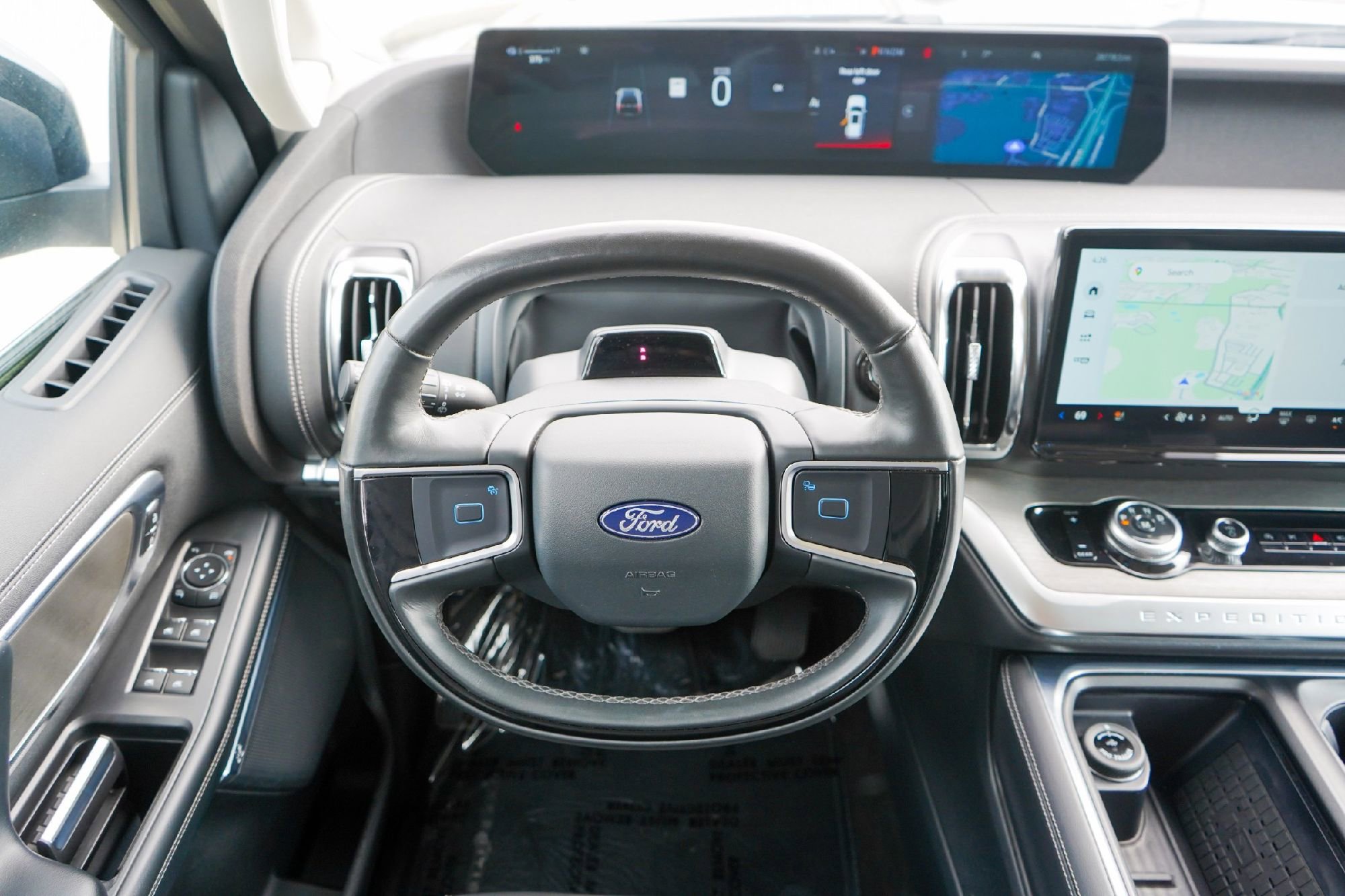 Used 2025 Ford Expedition Max Platinum image 24