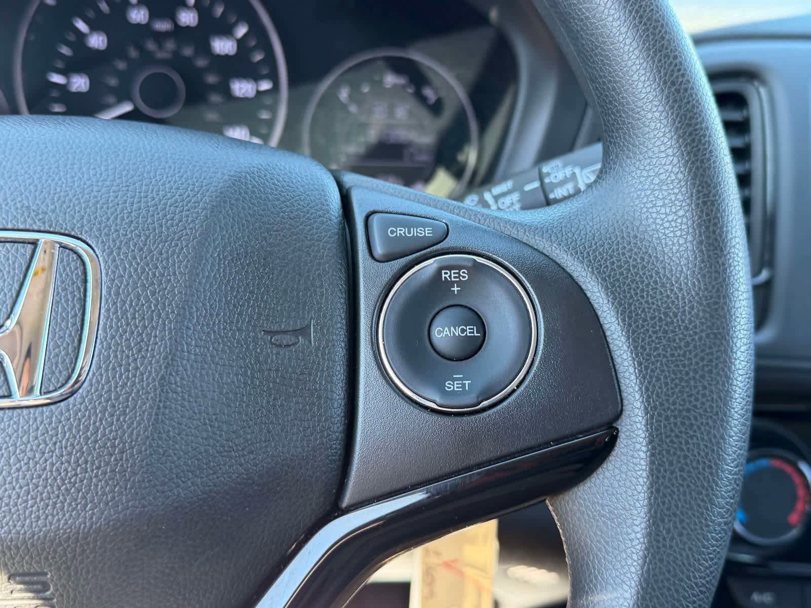 Used 2021 Honda HR-V LX image 26